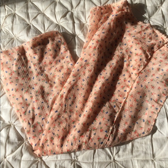 Betsey Johnson Accessories - NWOT wrap, cover up Pink Floral Gauzy Big sarong